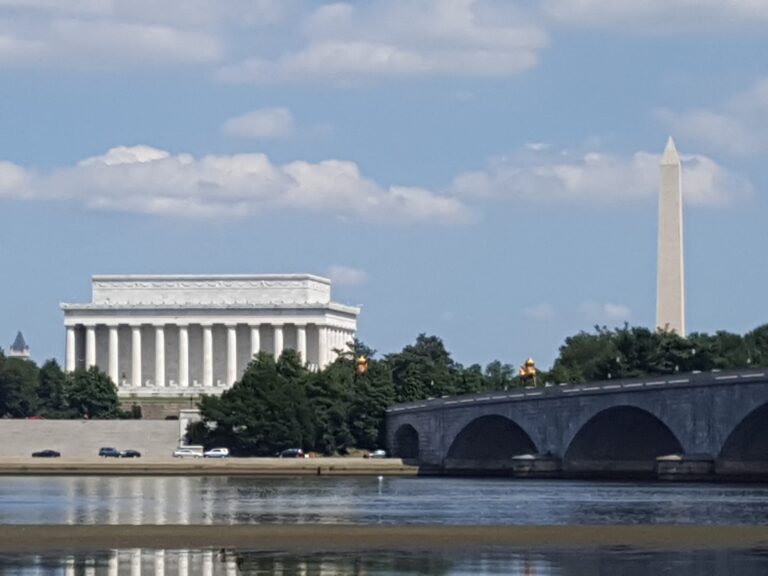 View from the Mount Vernon Trail