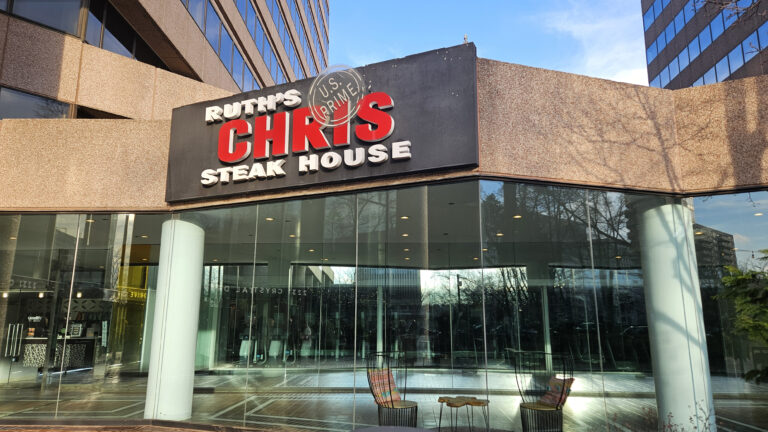 Ruths Chris Crystal City VA