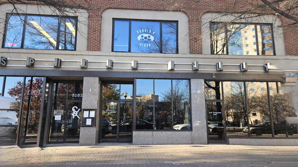 Spider Kellys Clarendon VA