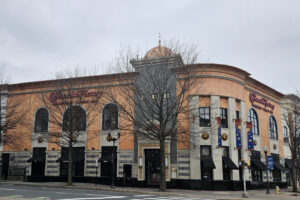 Cheesecake Factory Arlington